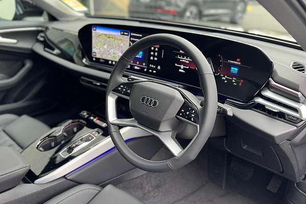 2025 Audi A5 TFSI 150kW S line B10