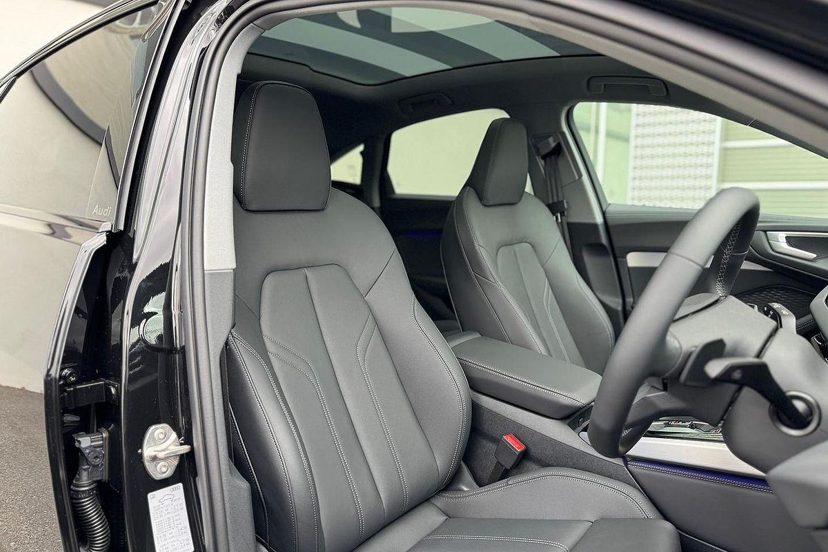 2025 Audi A5 TFSI 150kW S line B10