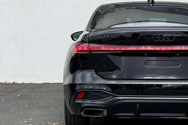 2025 Audi A5 TFSI 150kW S line B10