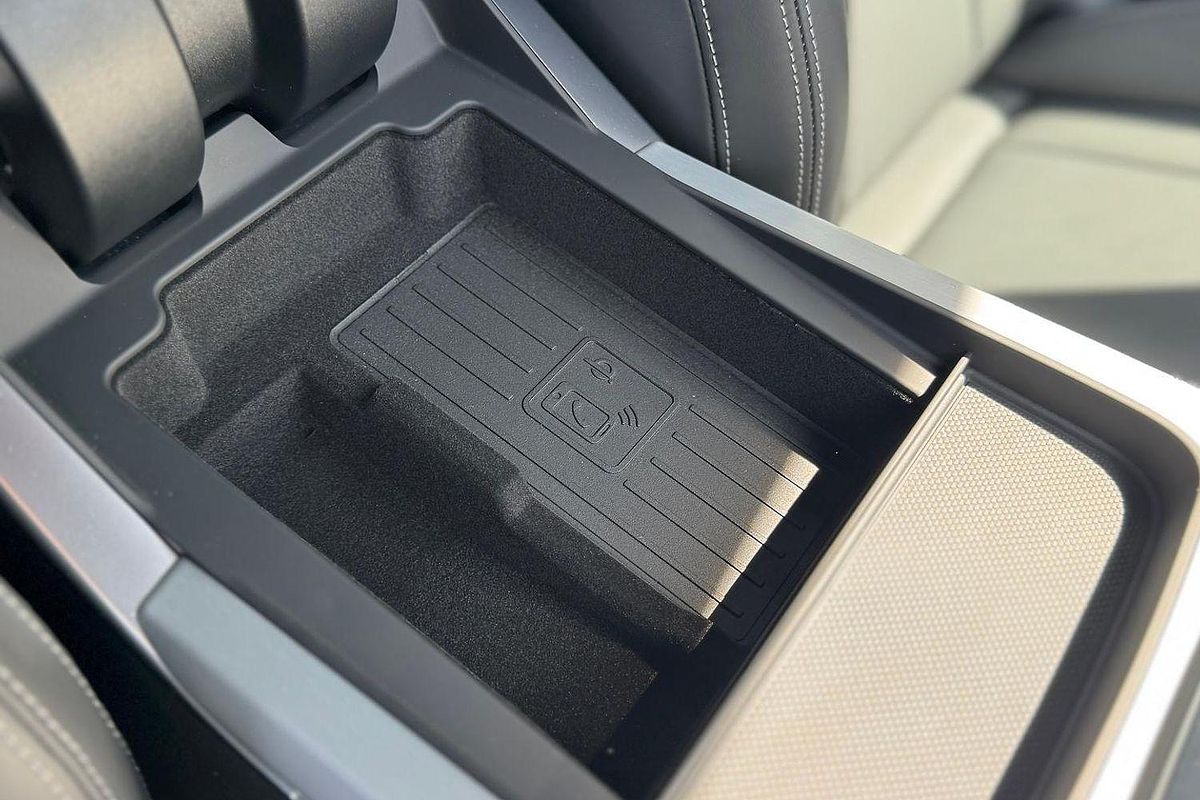 2024 Audi Q8 55 TFSI S line F1