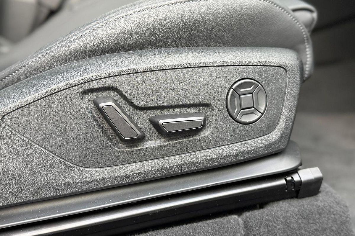 2025 Audi Q6 e-tron GF