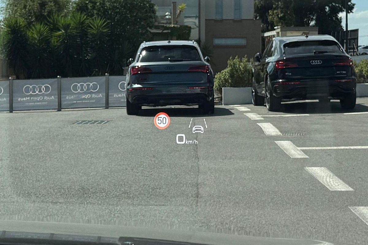 2024 Audi Q8 55 TFSI S line F1