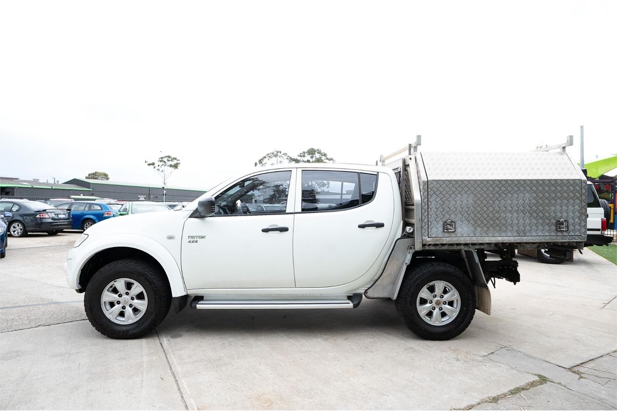 2011 Mitsubishi Triton GL-R MN 4X4
