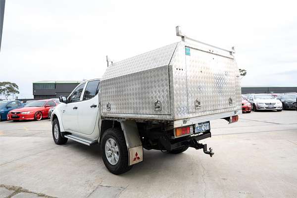2011 Mitsubishi Triton GL-R MN 4X4