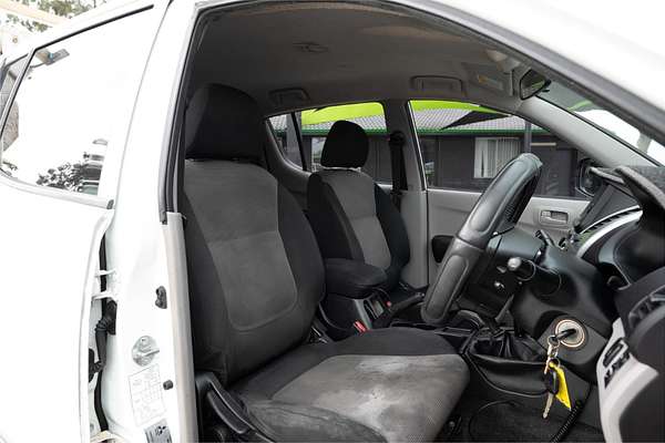 2011 Mitsubishi Triton GL-R MN 4X4