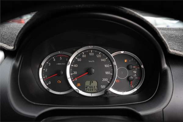 2011 Mitsubishi Triton GL-R MN 4X4