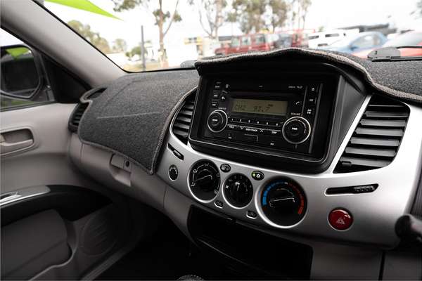 2011 Mitsubishi Triton GL-R MN 4X4