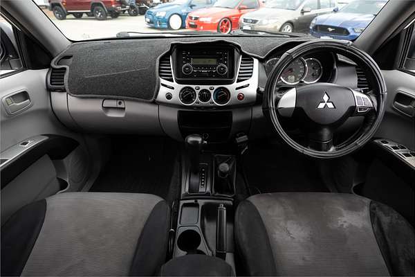 2011 Mitsubishi Triton GL-R MN 4X4