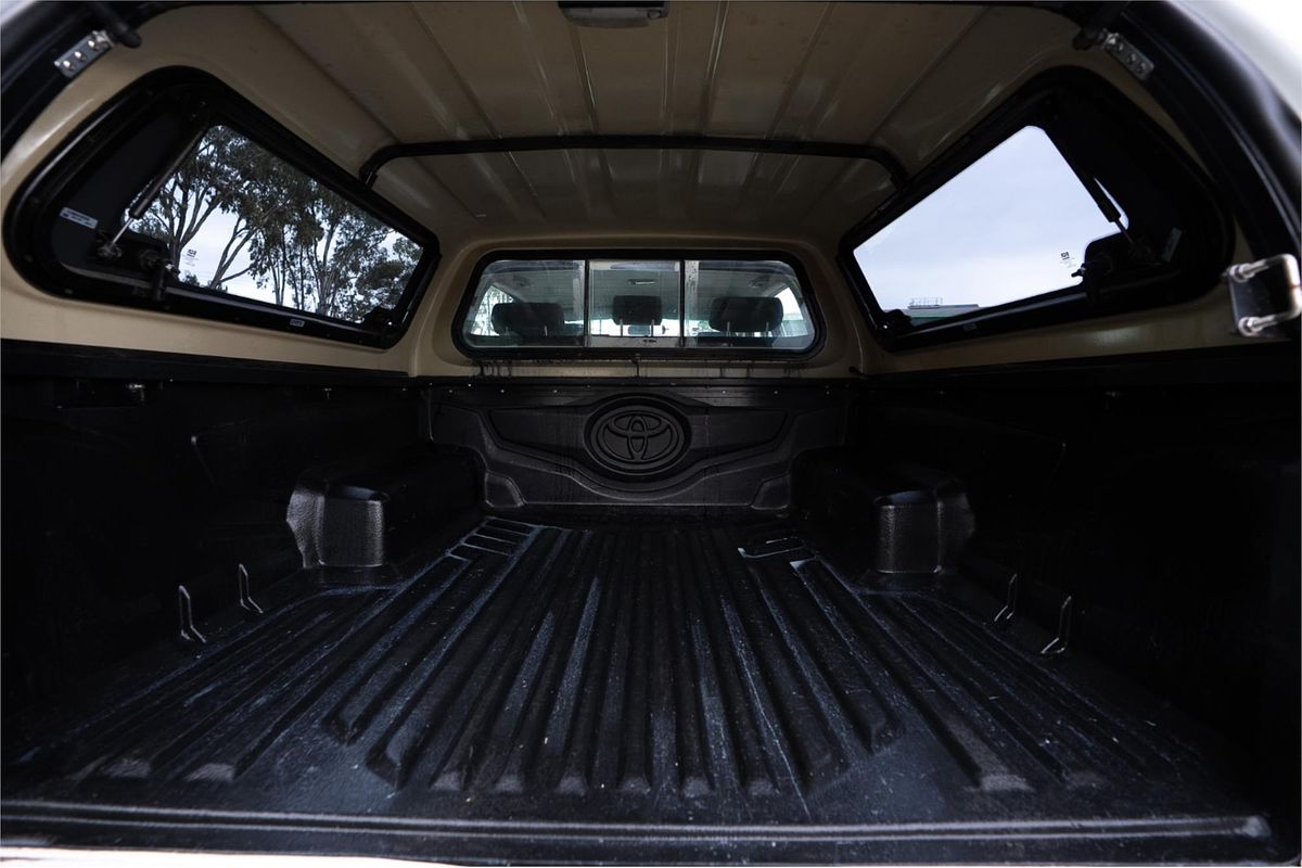 2015 Toyota Hilux SR KUN26R 4X4