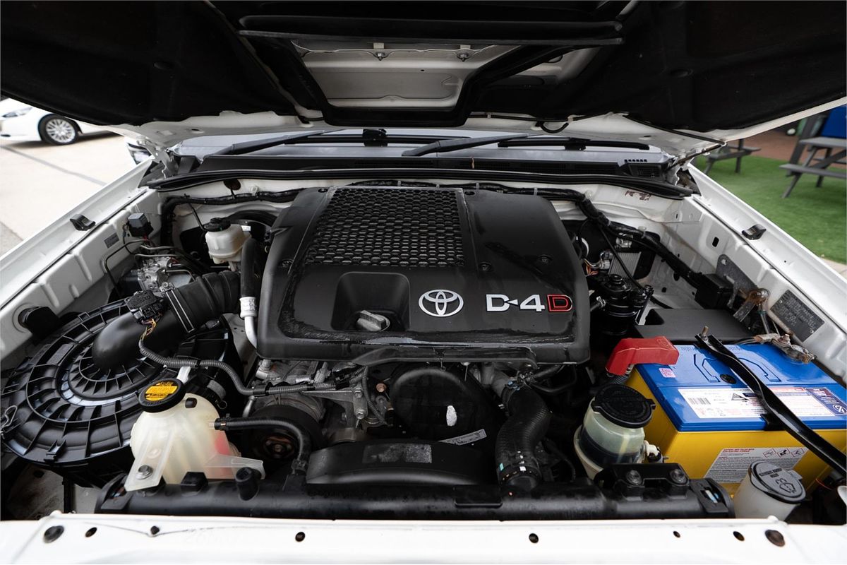 2015 Toyota Hilux SR KUN26R 4X4