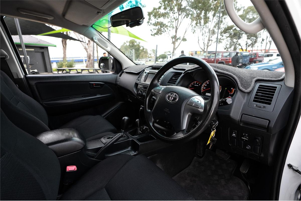 2015 Toyota Hilux SR KUN26R 4X4