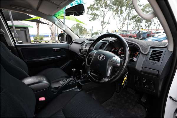 2015 Toyota Hilux SR KUN26R 4X4