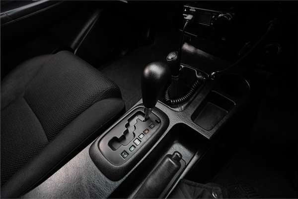 2015 Toyota Hilux SR KUN26R 4X4
