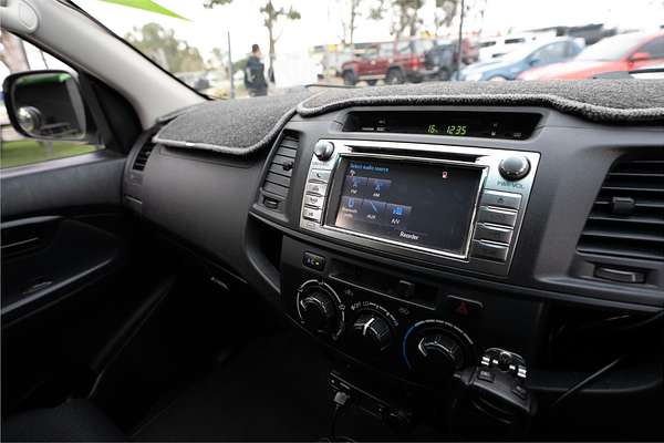 2015 Toyota Hilux SR KUN26R 4X4