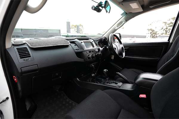 2015 Toyota Hilux SR KUN26R 4X4