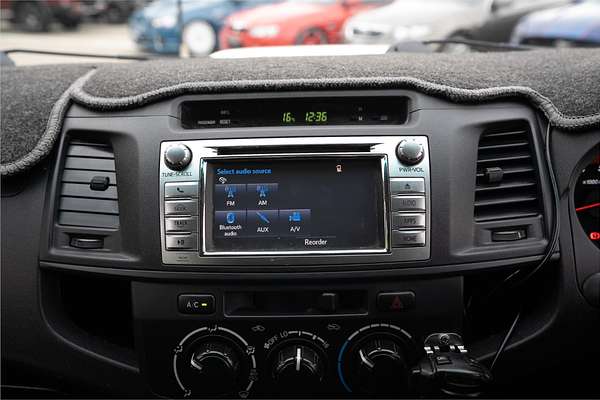 2015 Toyota Hilux SR KUN26R 4X4