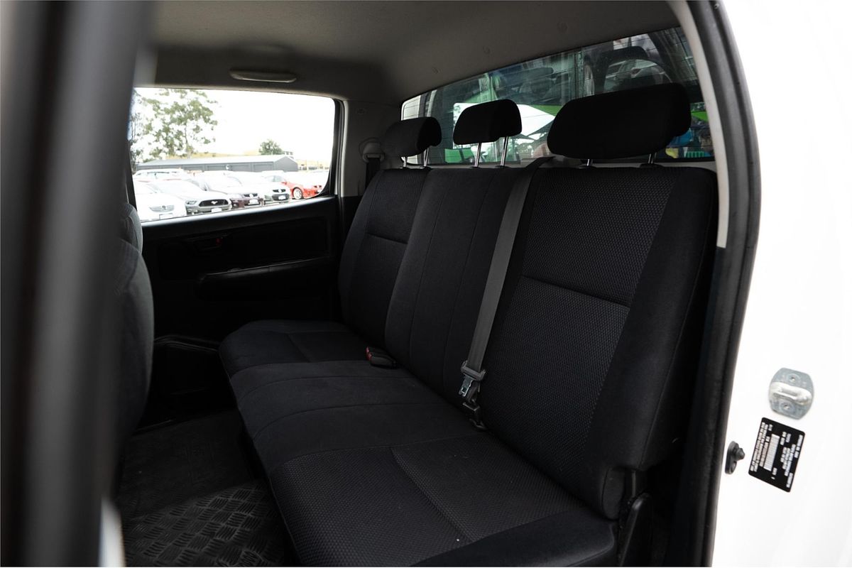 2015 Toyota Hilux SR KUN26R 4X4