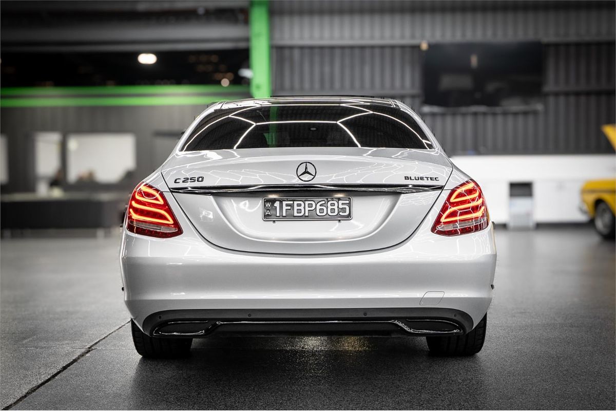 2015 Mercedes-Benz 250 BLUETEC 205