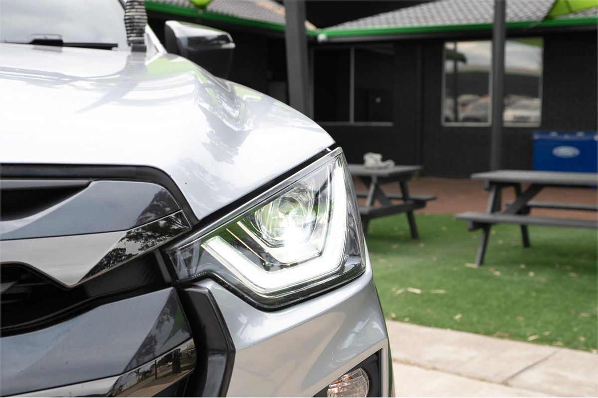 2023 Isuzu D-MAX X-TERRAIN 4X4