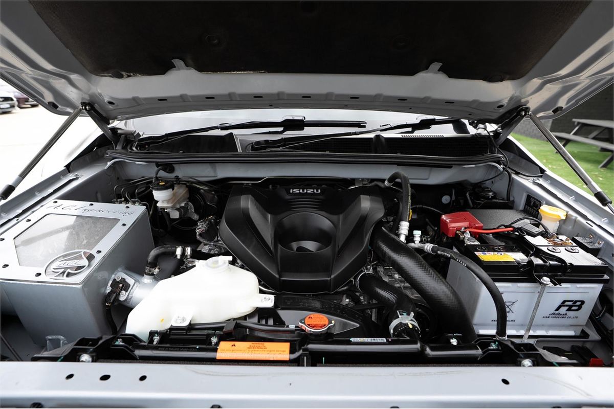2023 Isuzu D-MAX X-TERRAIN 4X4