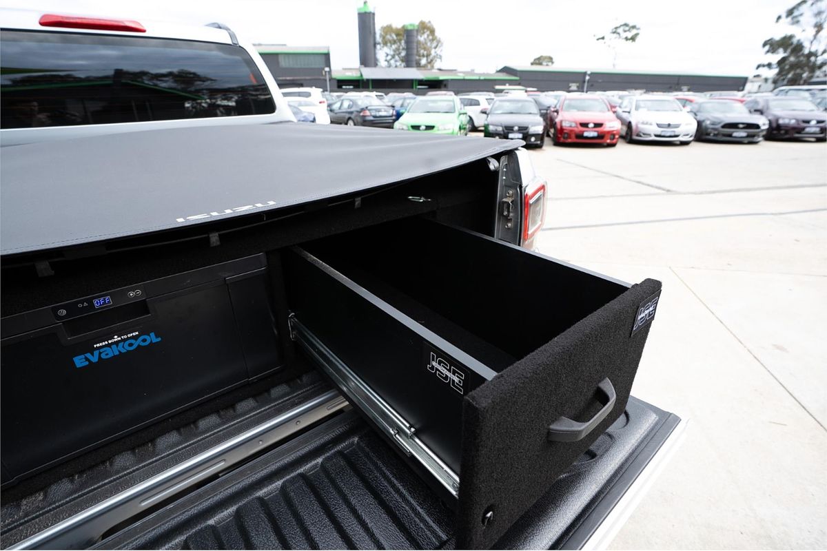 2023 Isuzu D-MAX X-TERRAIN 4X4