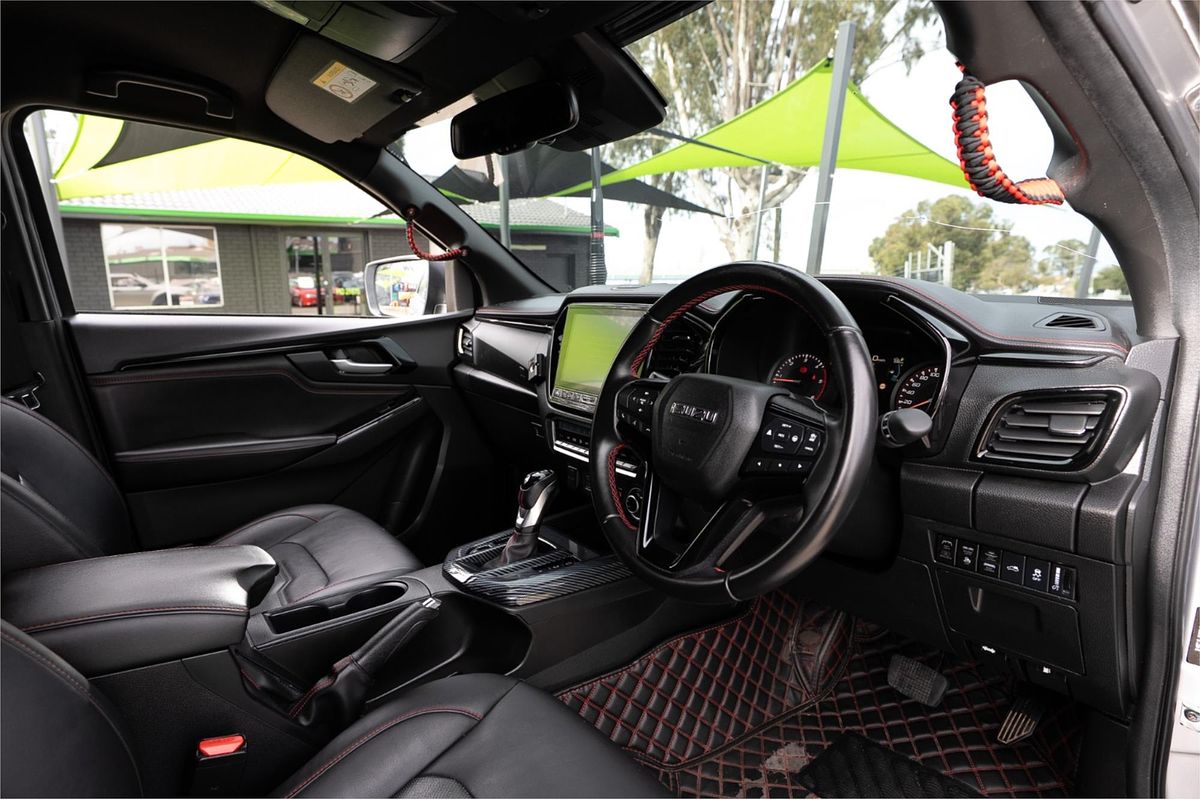 2023 Isuzu D-MAX X-TERRAIN 4X4