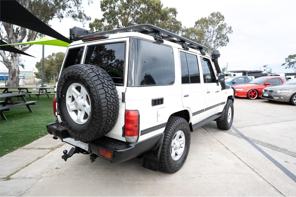 2011 Toyota Landcruiser Workmate VDJ76R