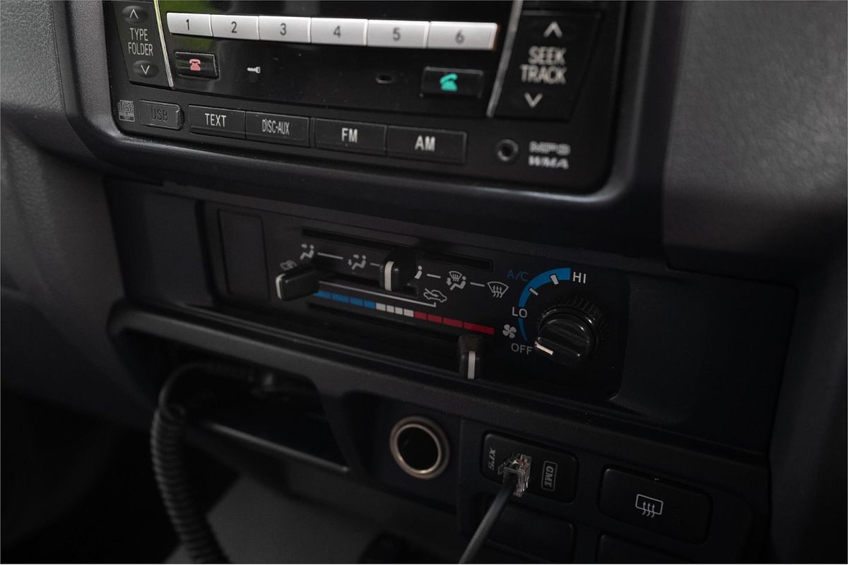 2011 Toyota Landcruiser Workmate VDJ76R