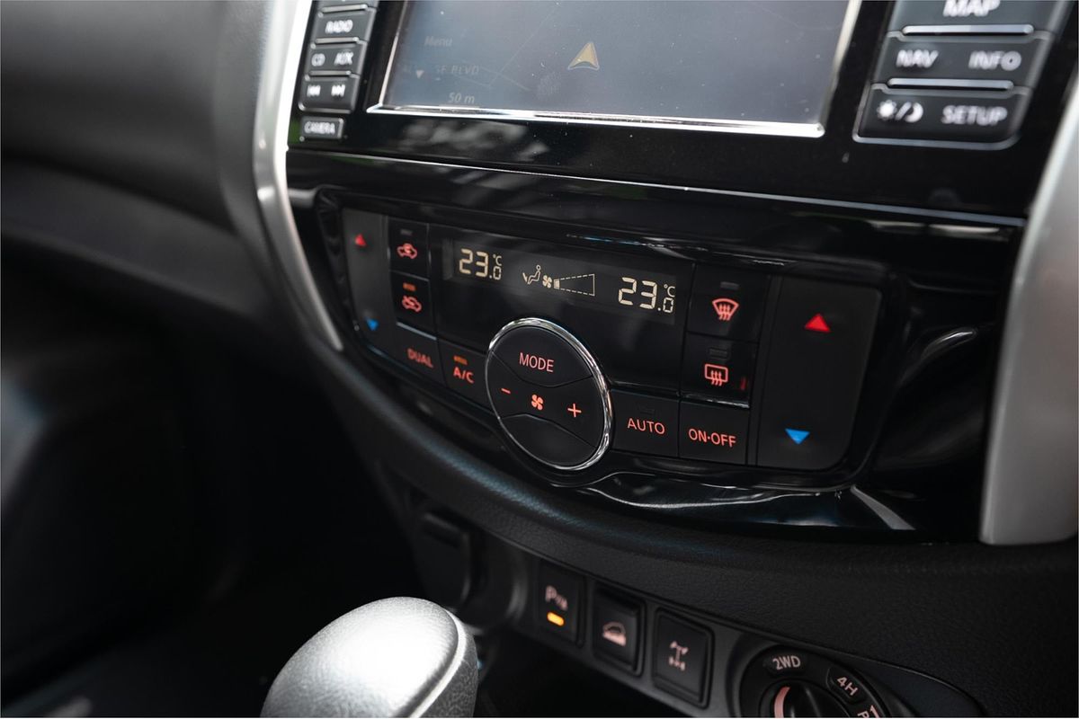 2017 Nissan Navara ST-X D23 SERIES II 4X4