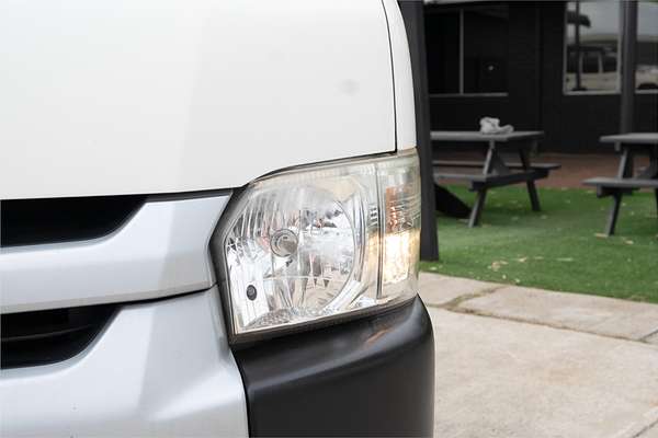 2015 Toyota Hiace Commuter KDH223R
