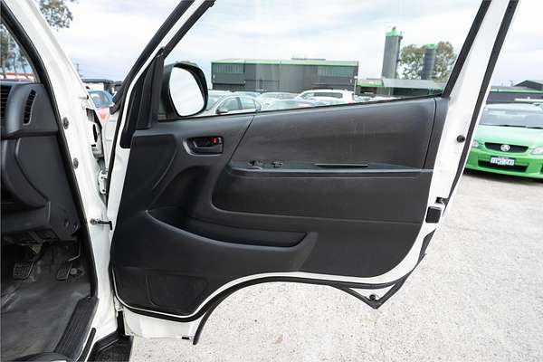 2015 Toyota Hiace Commuter KDH223R