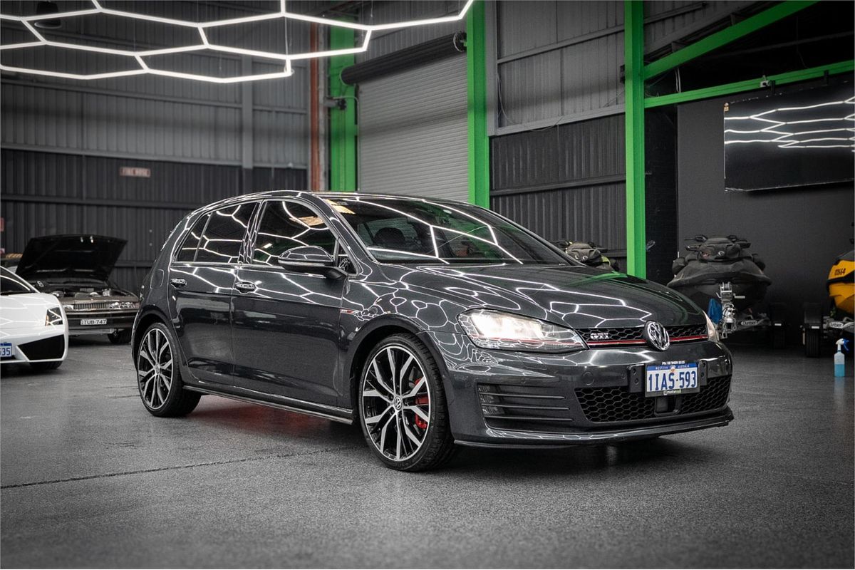 2014 Volkswagen Golf GTI 7