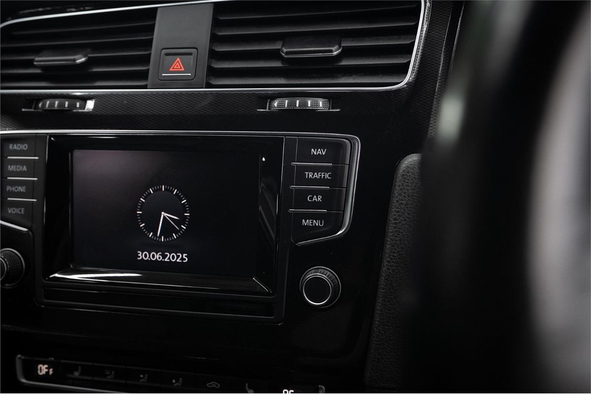 2014 Volkswagen Golf GTI 7
