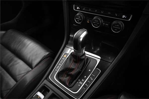 2014 Volkswagen Golf GTI 7