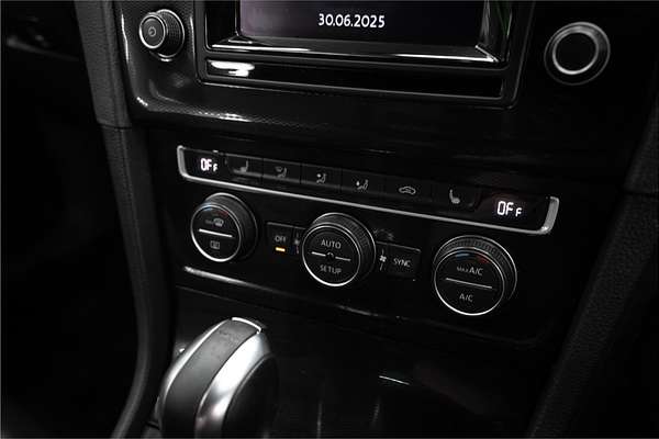 2014 Volkswagen Golf GTI 7