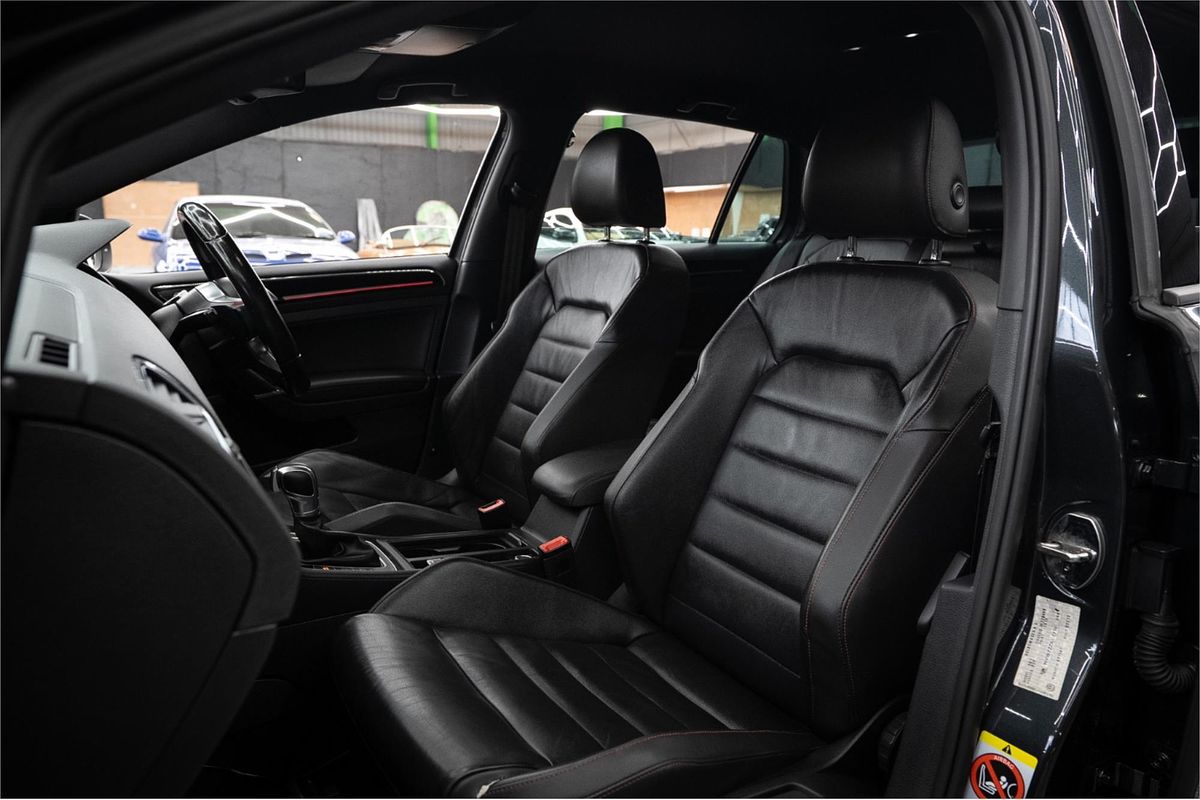 2014 Volkswagen Golf GTI 7