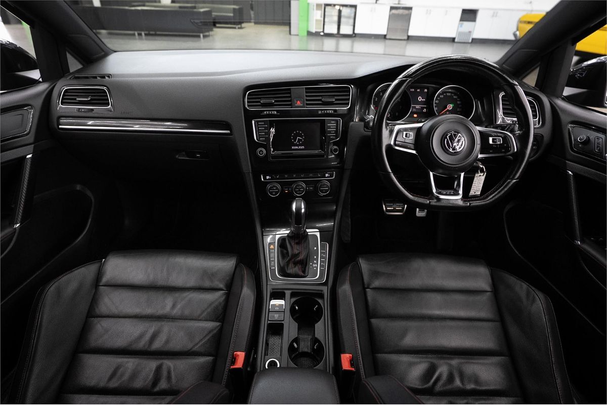 2014 Volkswagen Golf GTI 7