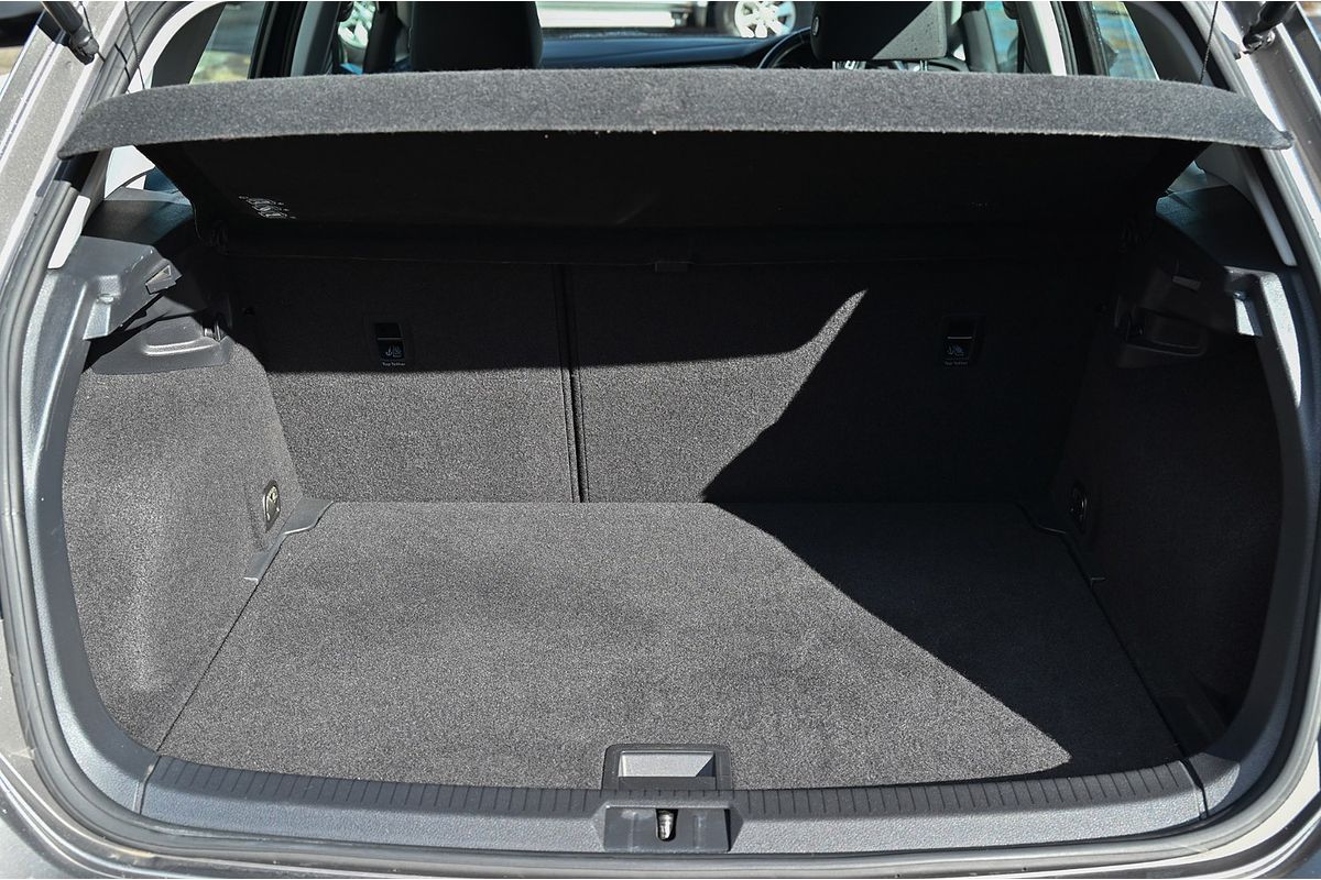 2016 Volkswagen Golf 92TSI Trendline 7
