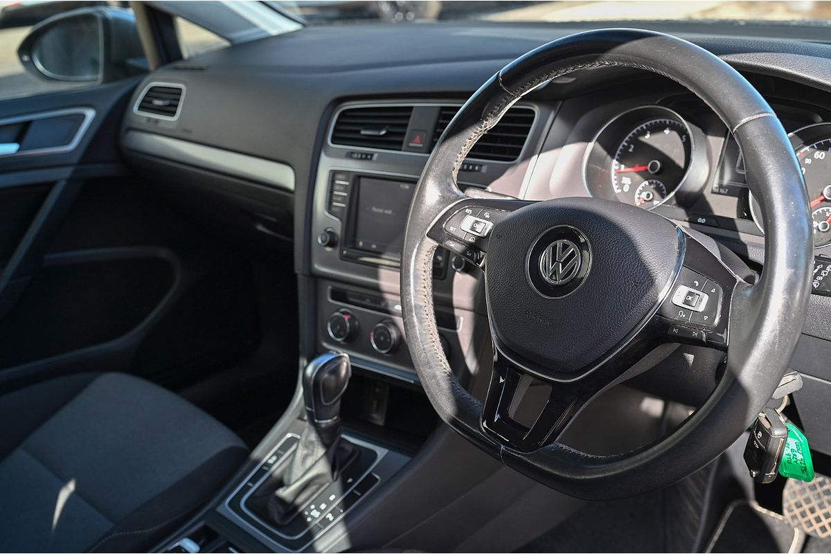 2016 Volkswagen Golf 92TSI Trendline 7