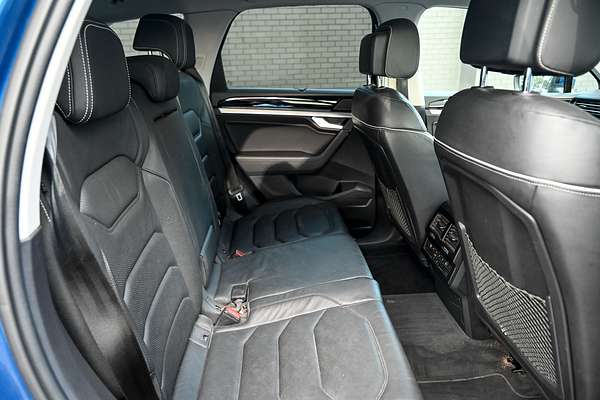 2019 Volkswagen Touareg 190TDI Launch Edition CR