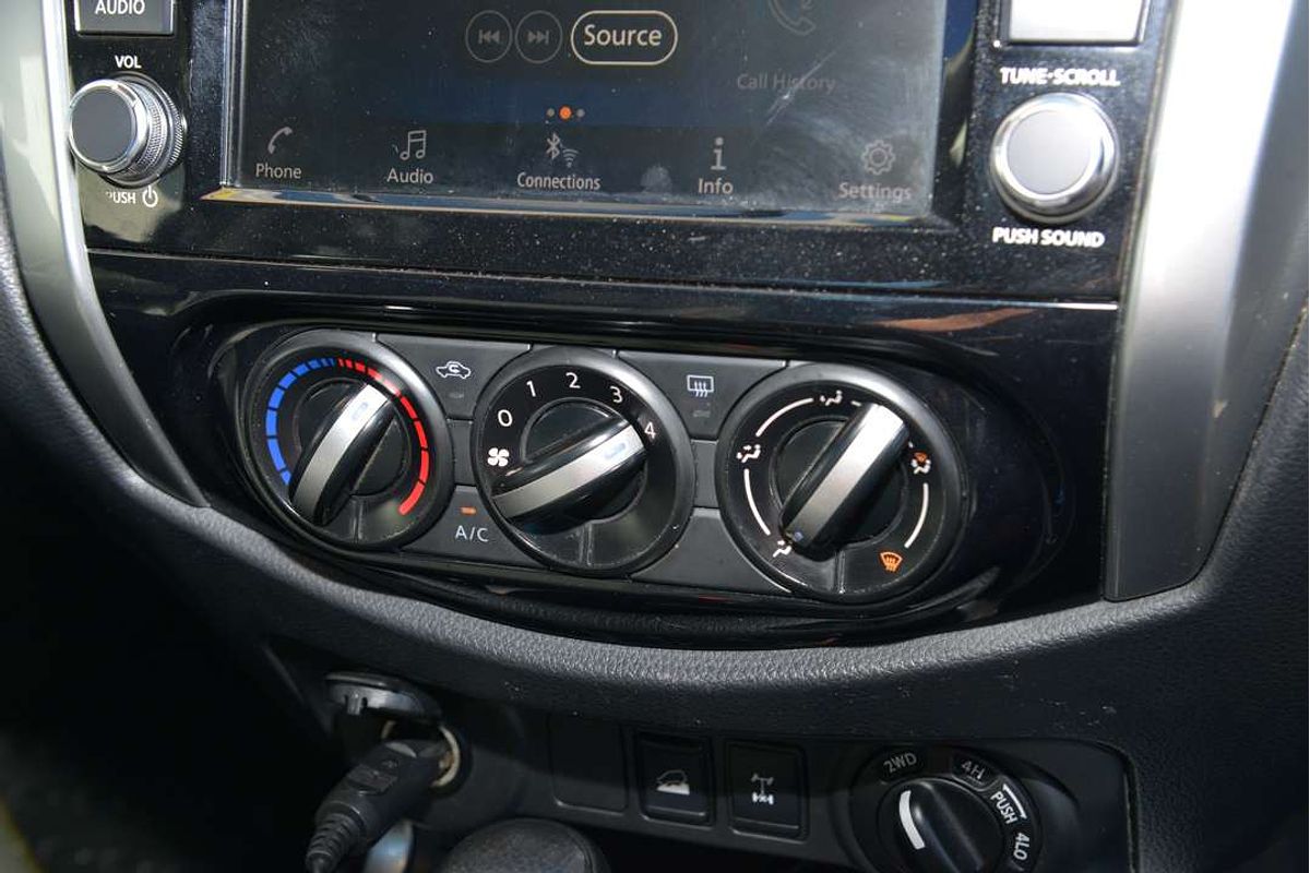 2022 Nissan Navara SL D23 4X4