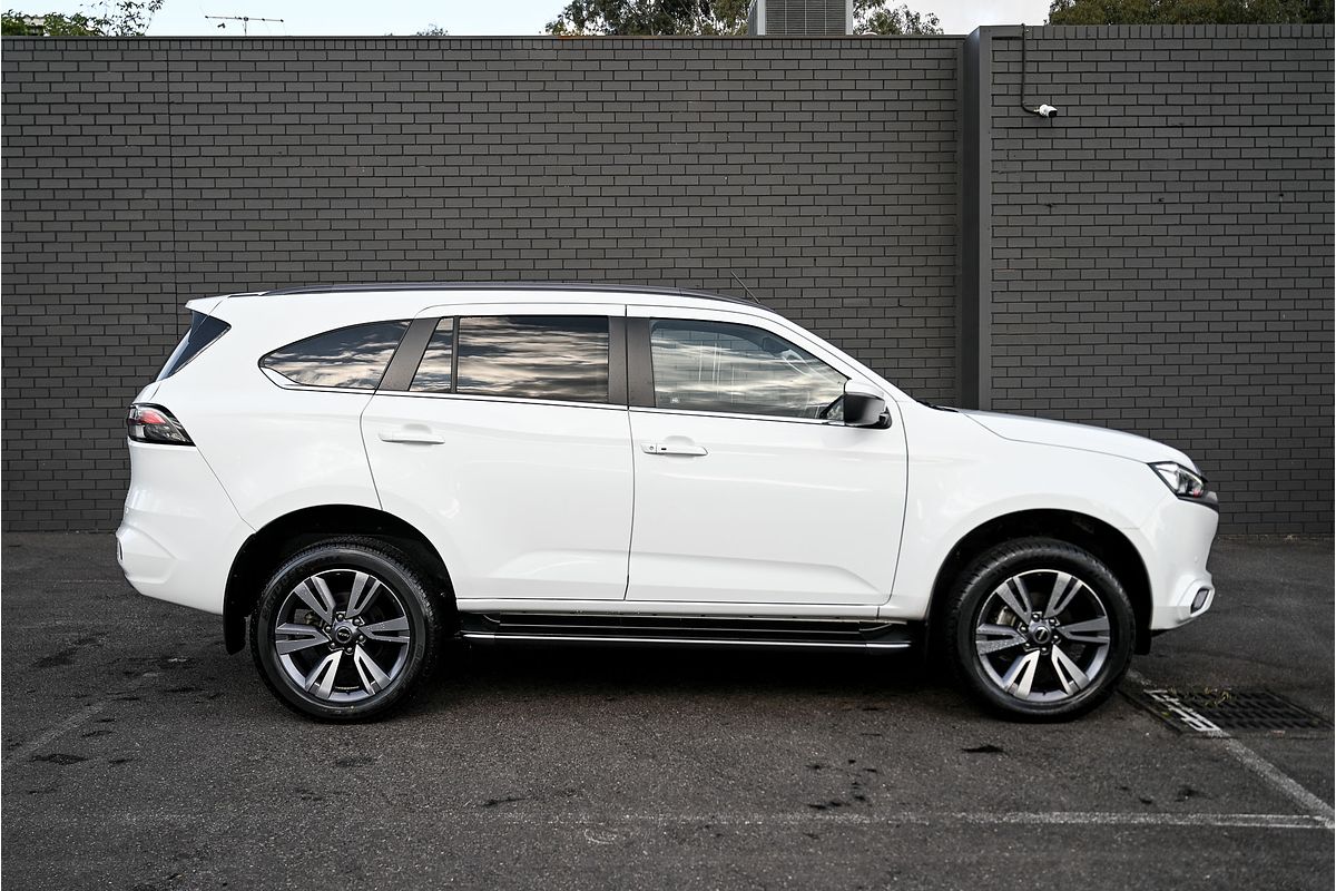 2022 Isuzu MU-X LS-T