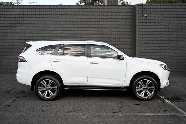 2022 Isuzu MU-X LS-T