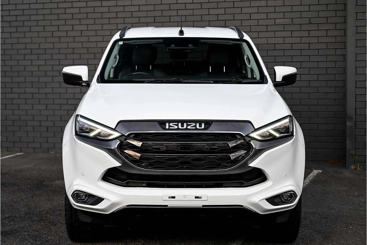 2022 Isuzu MU-X LS-T