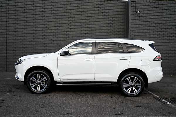 2022 Isuzu MU-X LS-T