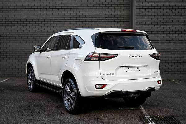 2022 Isuzu MU-X LS-T