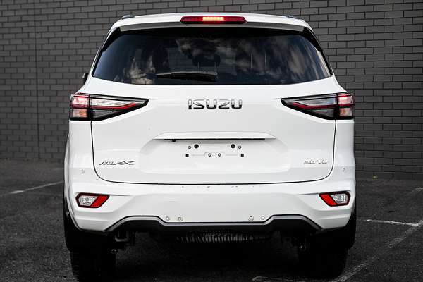 2022 Isuzu MU-X LS-T