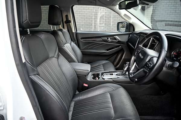 2022 Isuzu MU-X LS-T