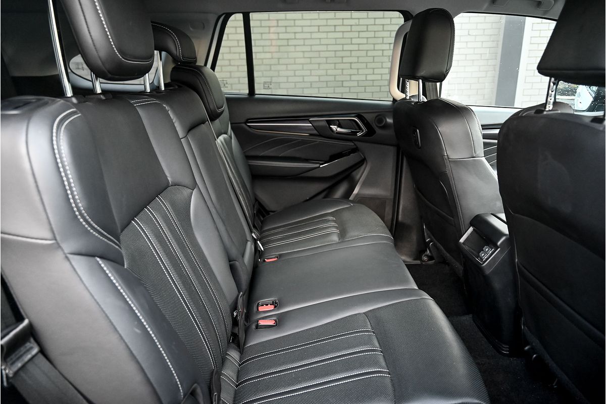 2022 Isuzu MU-X LS-T
