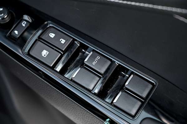 2022 Isuzu MU-X LS-T